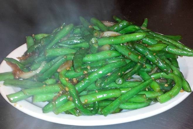 Order V6. Four Season String Beans 四季豆 food online from Jade Restaurant & Lounge store, Seattle on bringmethat.com