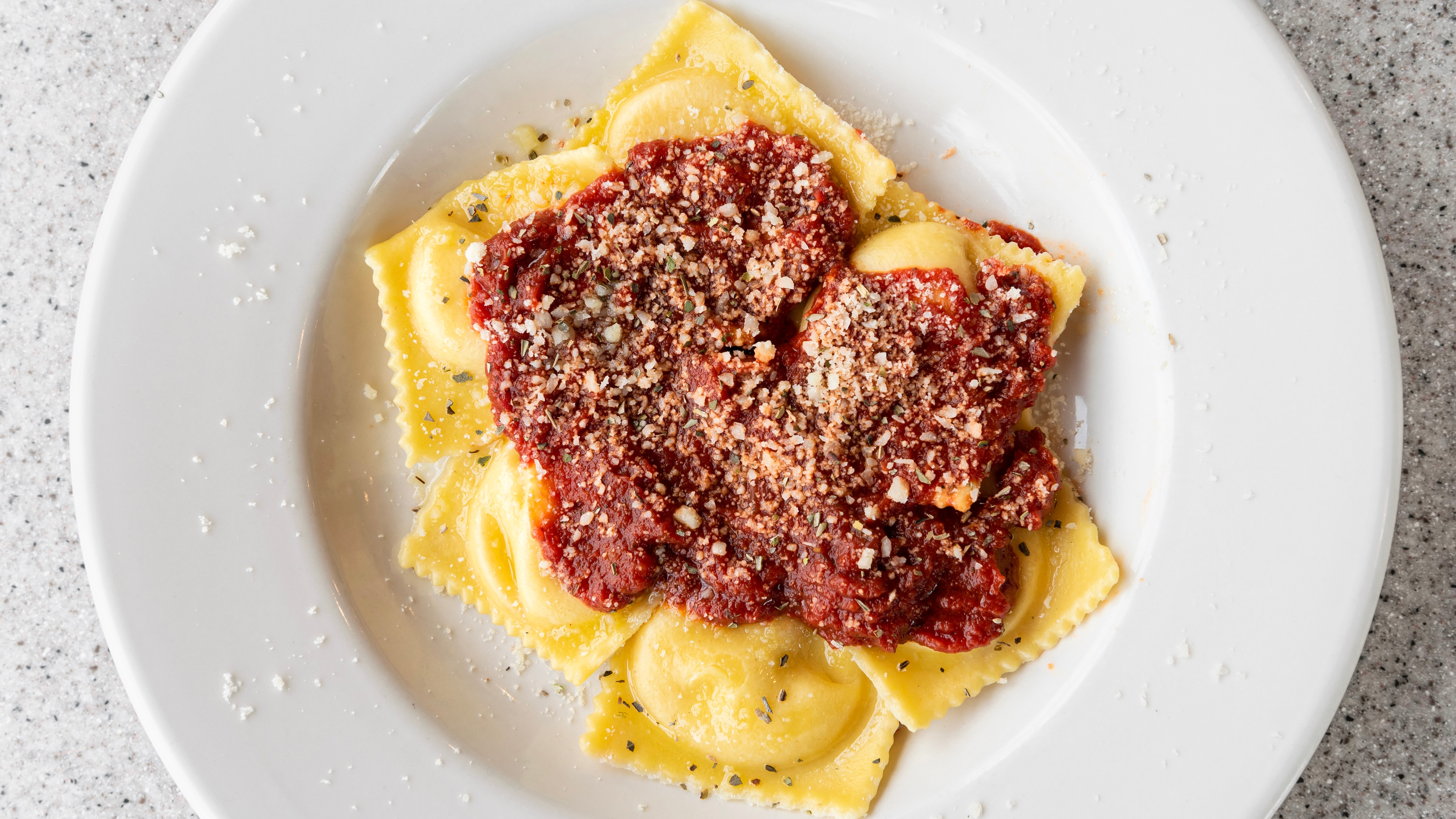 Order Cheese Ravioli food online from Hub's store, Chicago on bringmethat.com