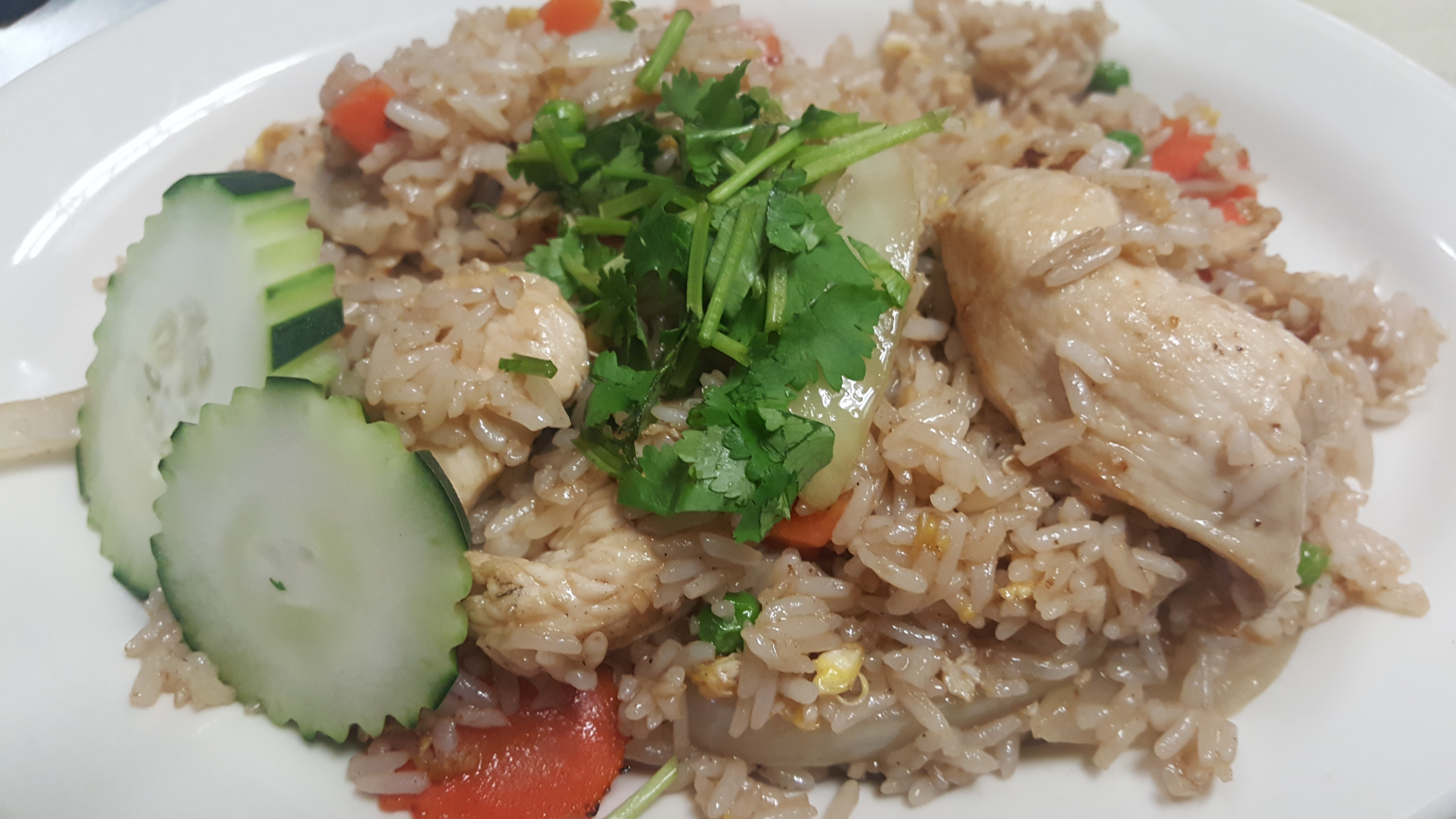 Order 30. Fried Rice food online from Aroma Thai Restaurant store, Imperial Beach on bringmethat.com