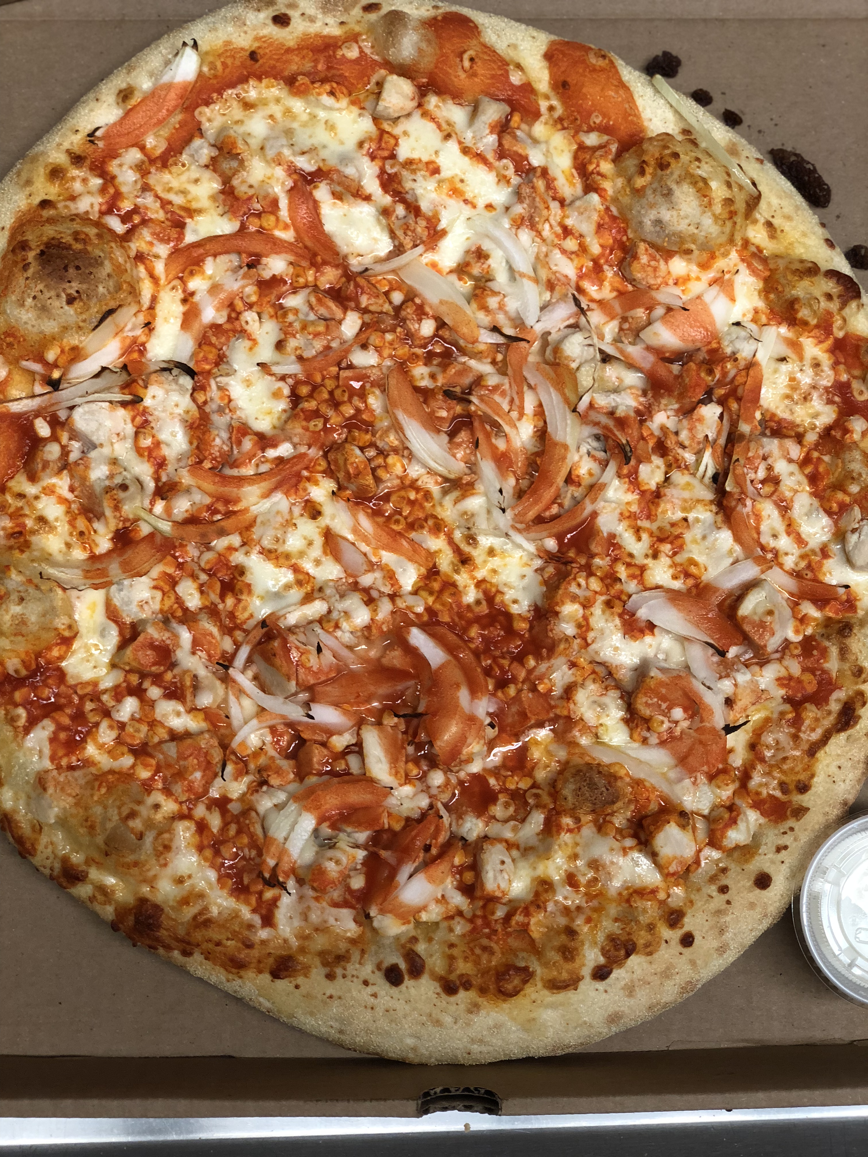Order Buffalo Chicken Pizza food online from Ronzio Pizza & Subs store, Warwick on bringmethat.com