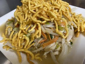Order Chicken Chow Mein food online from China Cafe store, Castle Rock on bringmethat.com