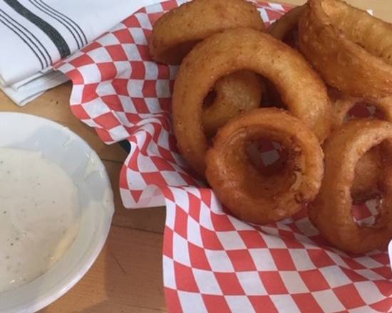 Order Golden Onion Rings food online from Clarke Off Campus store, Evanston on bringmethat.com