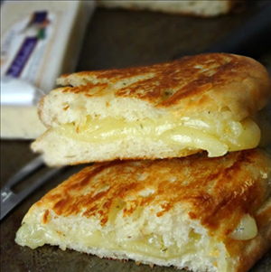 Order Grilled Cheese food online from Beach Monkey Cafe store, Pacifica on bringmethat.com