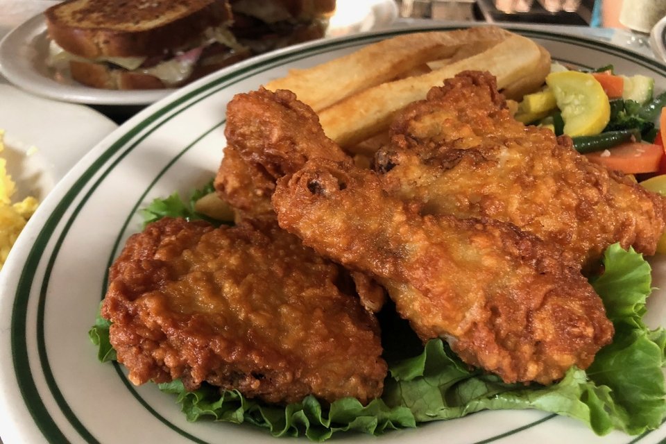 Order Fried Chicken In The Basket food online from Sandy Springs Diner store, Atlanta on bringmethat.com
