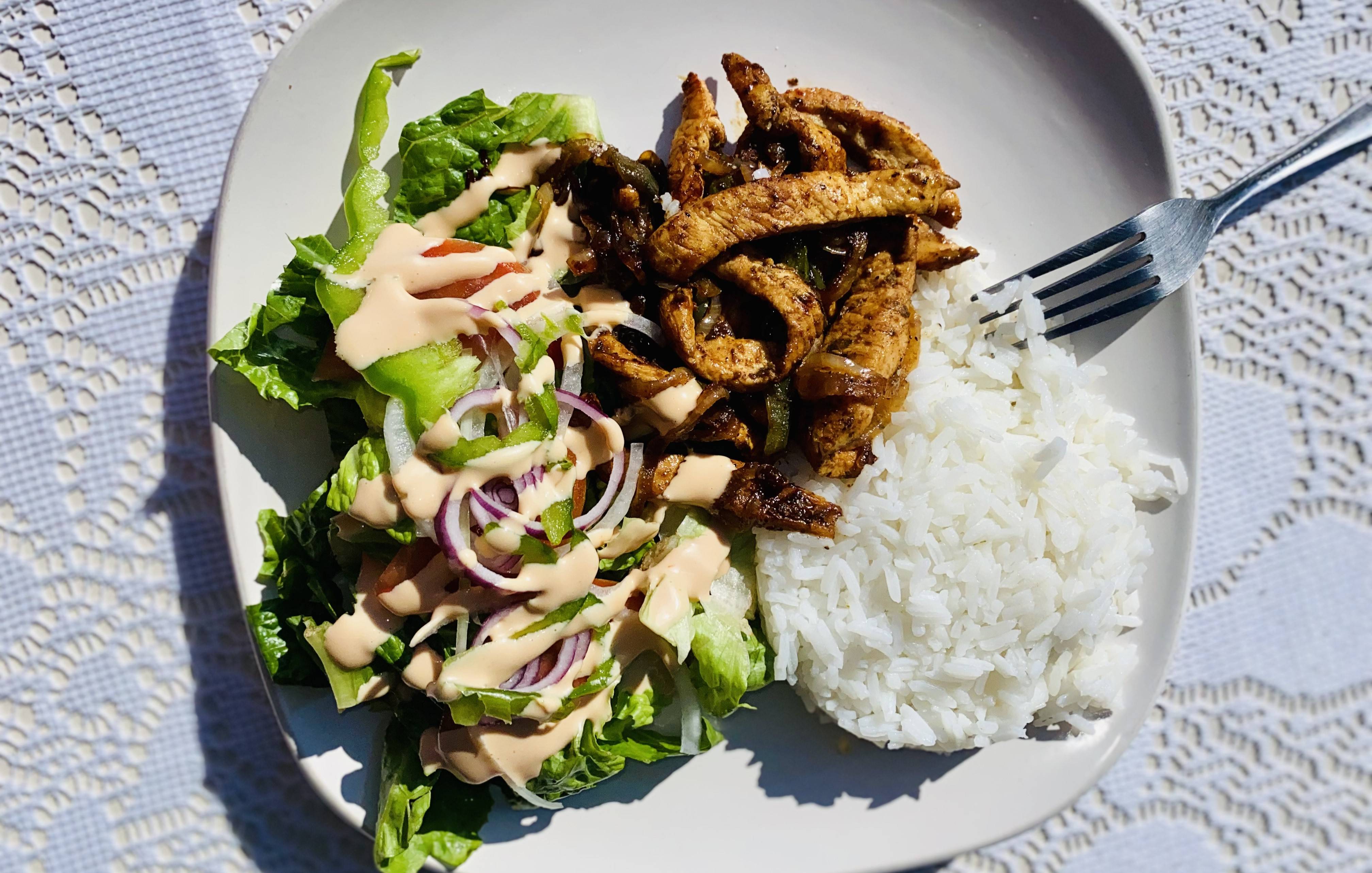 Order ️Grilled Chicken Fajitas with rice and Salad food online from Santinis Deli & Grill store, Bridgeport on bringmethat.com