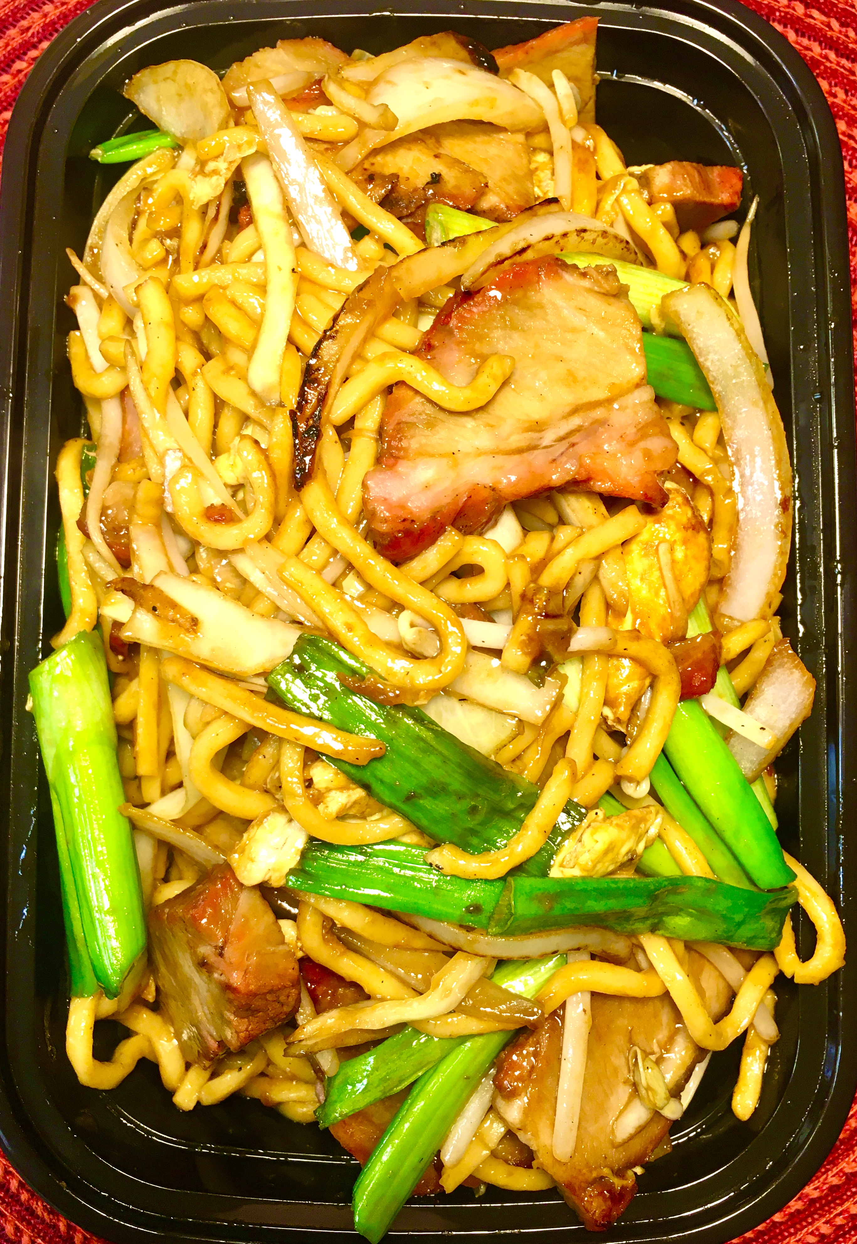 Order Roast Pork Lo Mein food online from Taste Of China store, Naperville on bringmethat.com