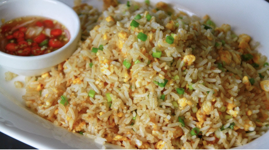 Order Thai Fried Rice food online from Wawa Thai Food store, Oakland on bringmethat.com