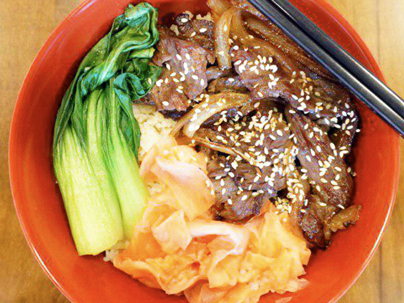 Order R5. Tokyo Beef Rice food online from Mojo Ramen store, Brookline on bringmethat.com