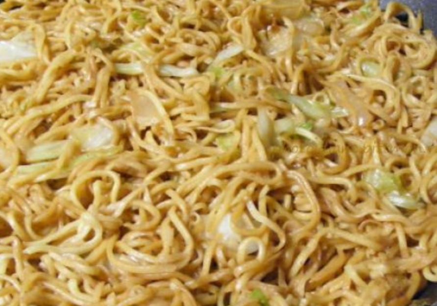 Order Chow Mein food online from T's Thai store, Santa Monica on bringmethat.com