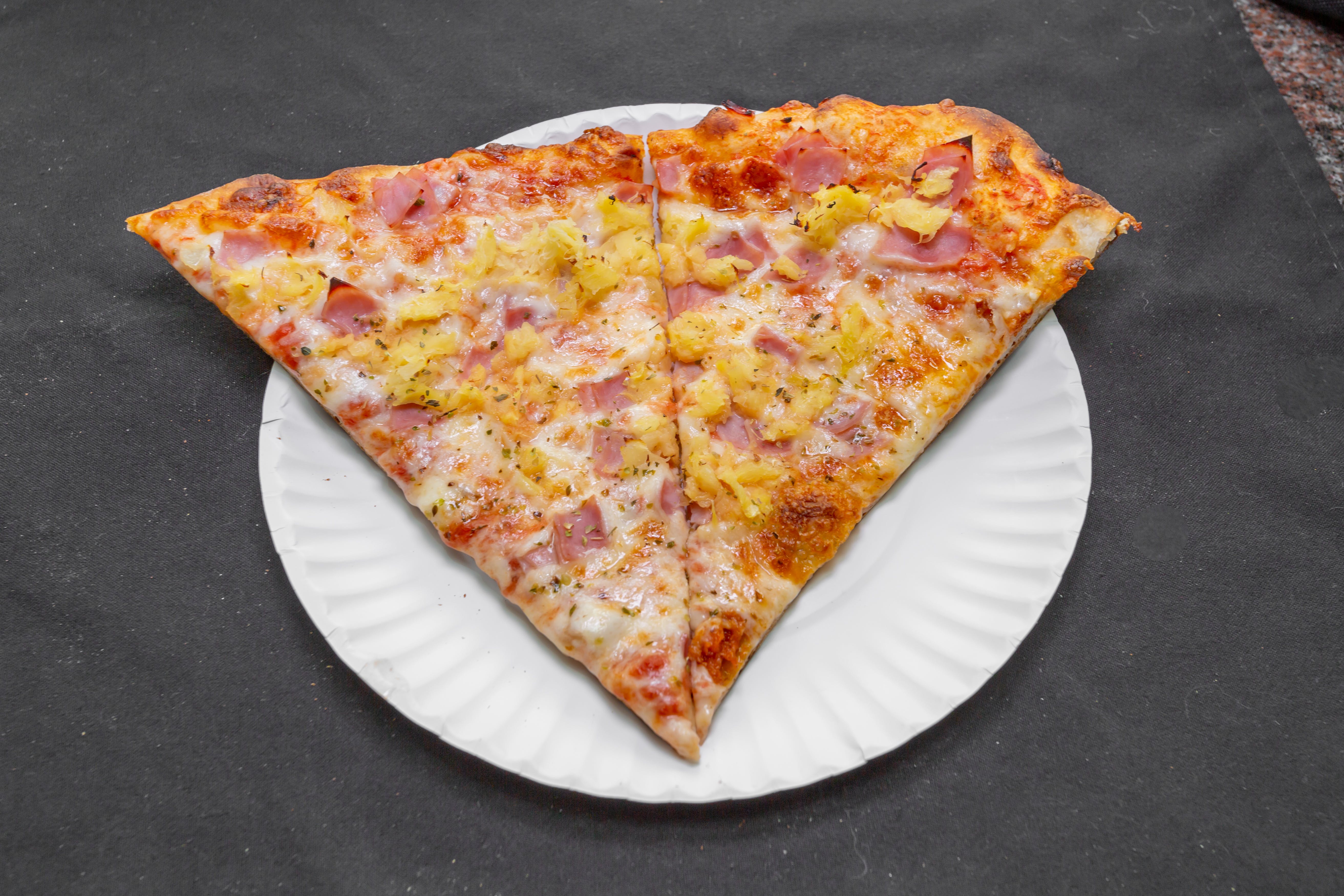 Order Hawaiian Pizza - Medium 14'' (6 Slices) food online from Pujols Pizzeria store, Bethlehem on bringmethat.com