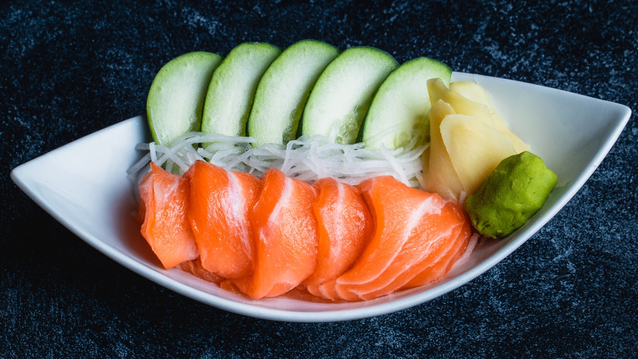 Order Salmon Sashimi (5pc) food online from Bento & Noodles store, Chula Vista on bringmethat.com