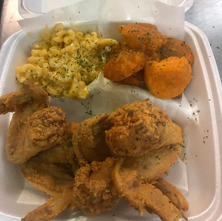 Order 5 Piece Wing Dinner food online from Jordan Eatery store, Cleveland on bringmethat.com