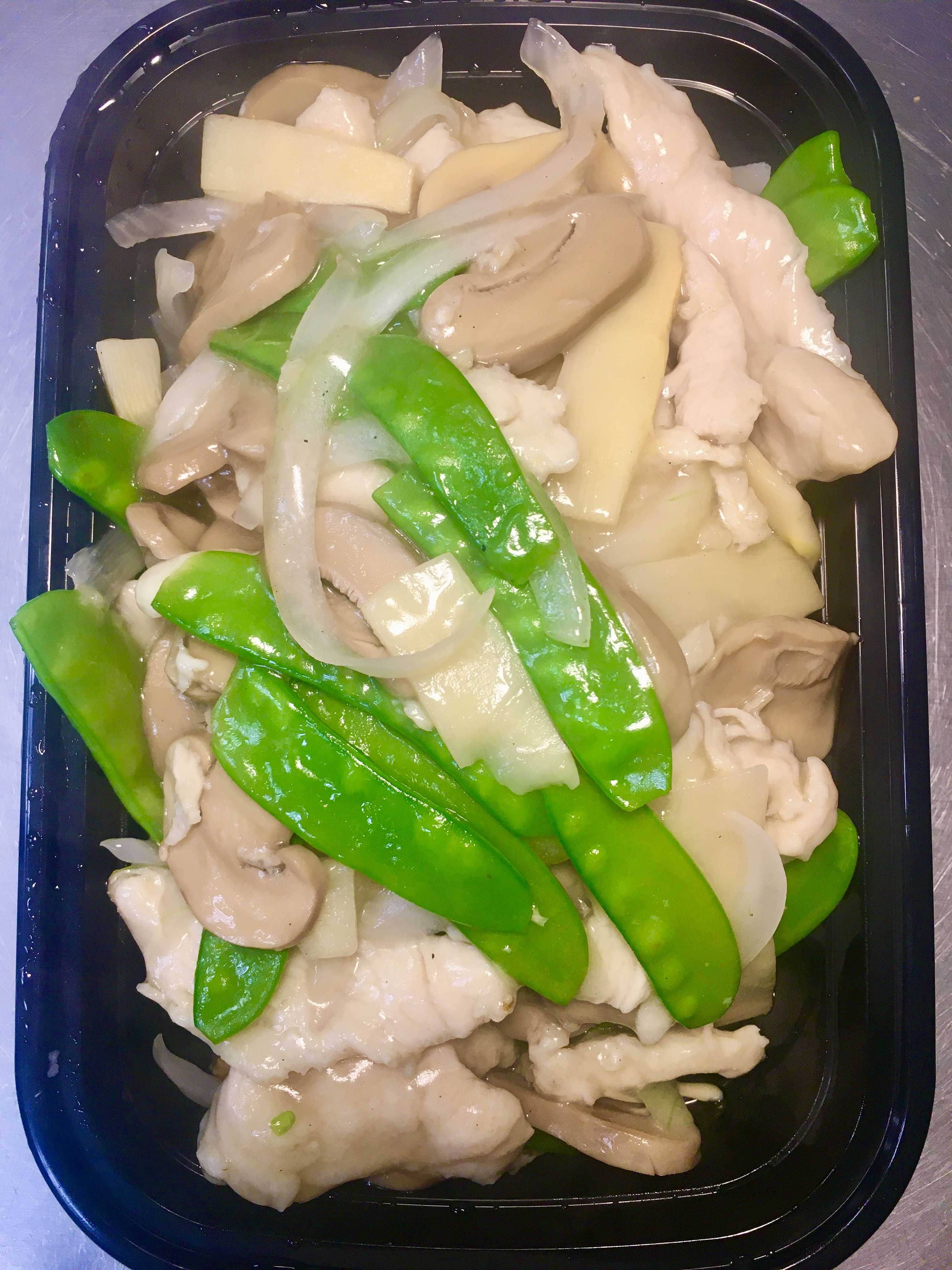 Order Moo Goo Gai Pan food online from Taste Of China store, Naperville on bringmethat.com