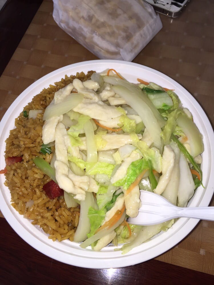 Order 21. Chicken Fried Rice food online from China Star store, Omaha on bringmethat.com