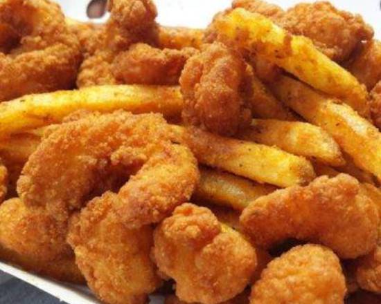 Order 15 pc Fried Shrimp  food online from Layali Restaurant store, Pittsburgh on bringmethat.com