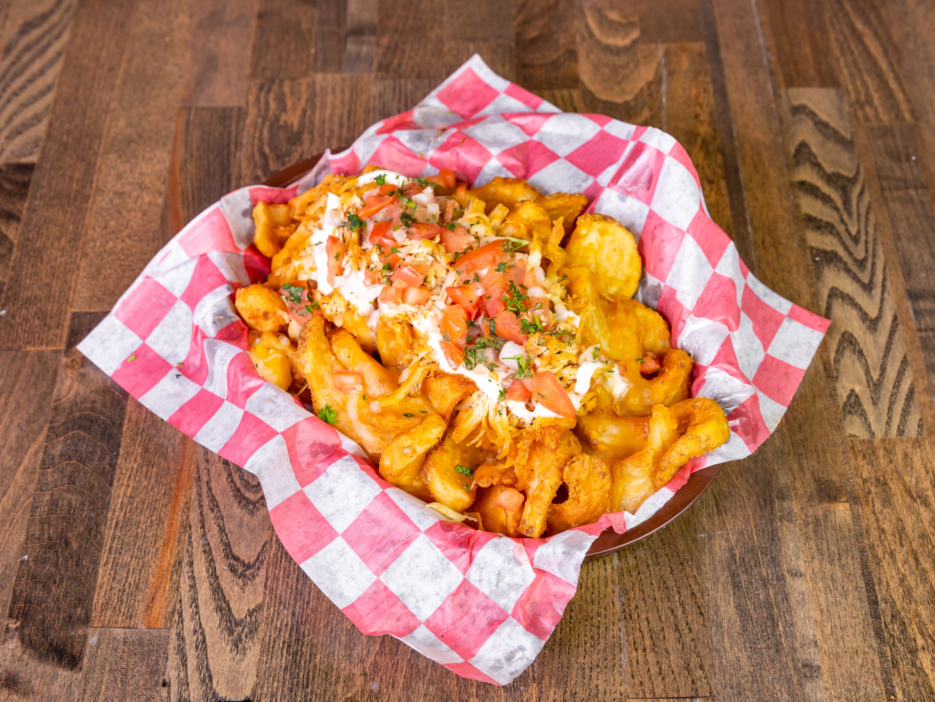 Order Loaded Champion Fries food online from Wing Champ store, Cincinnati on bringmethat.com