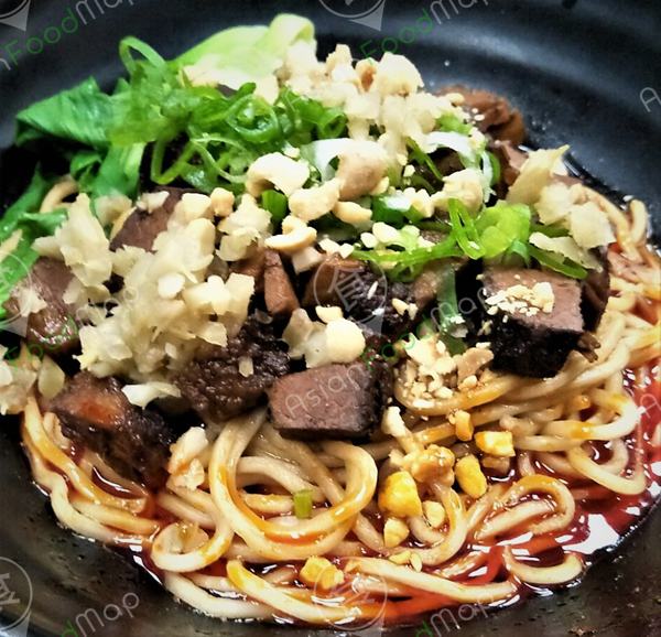 Order Chong Qing Beef Noodle food online from Tangled Noodles store, Milwaukee on bringmethat.com