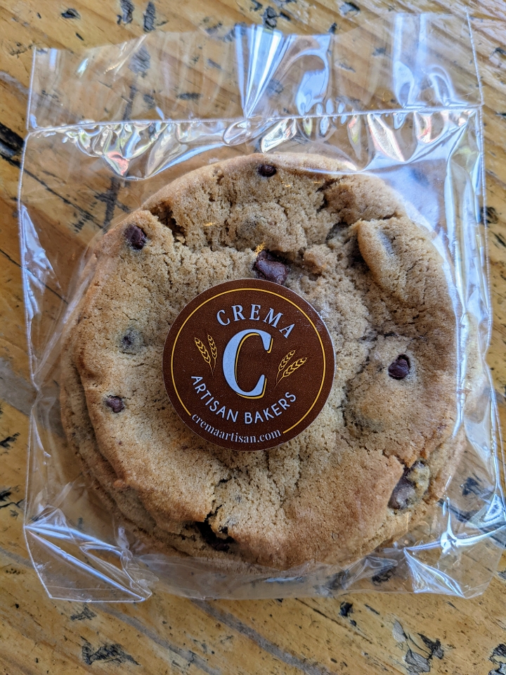 Order Chocolate Chip Cookie (bagged) food online from Berlin Bistro store, Long Beach on bringmethat.com