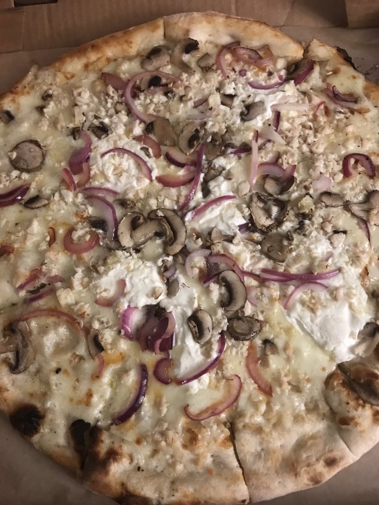 Order Creamy White Pie food online from Woodstone Pizzeria store, Chino Hills on bringmethat.com
