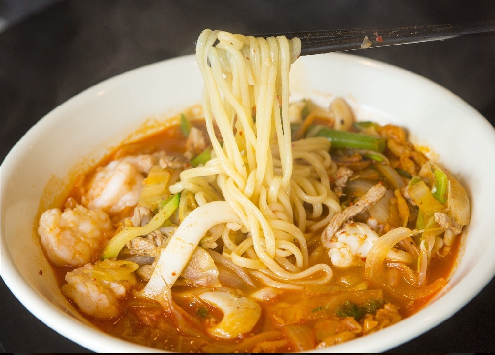 Order Jjamppong Noodle Soup food online from Shang Noodle store, Chicago on bringmethat.com