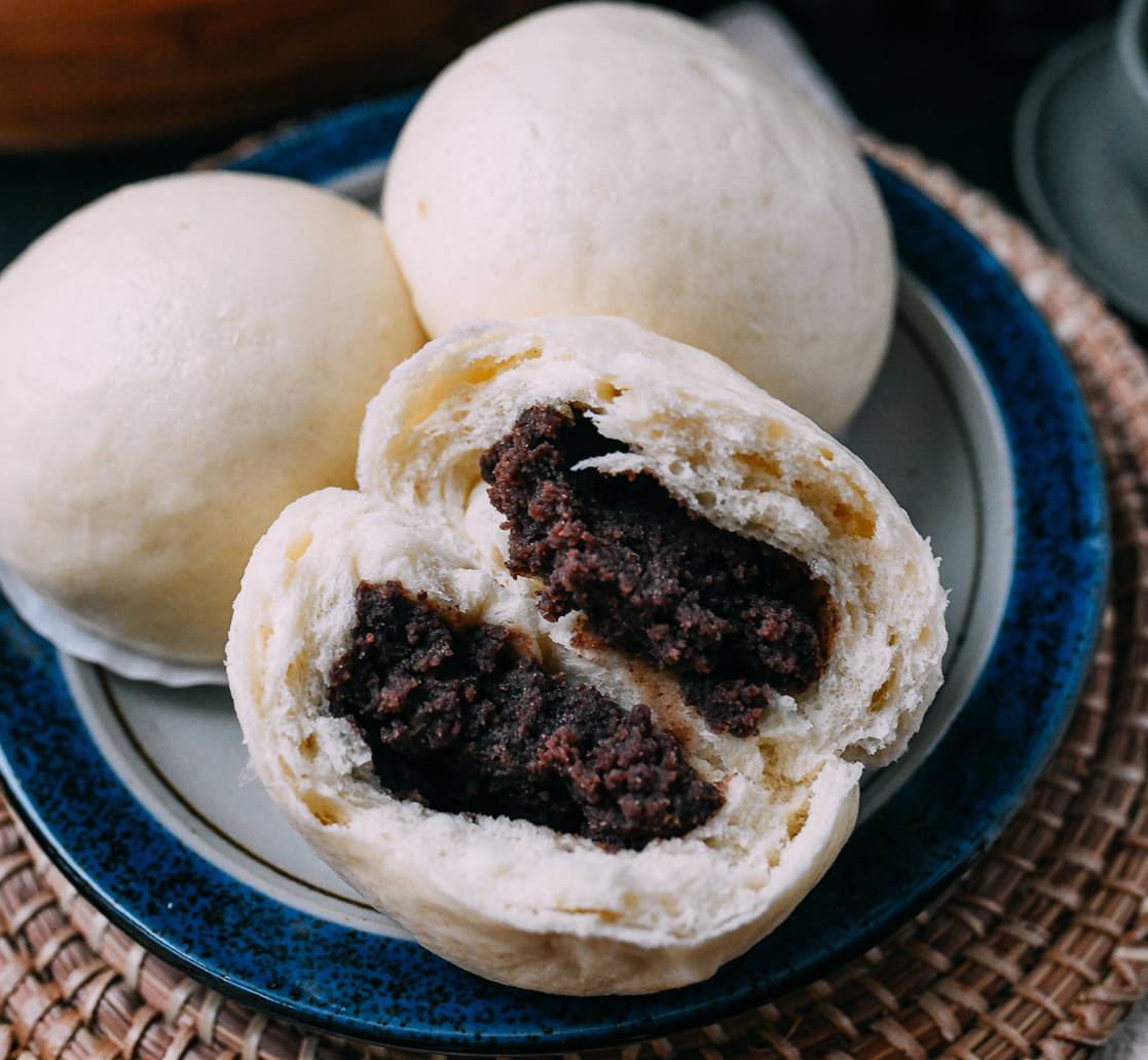 Order Red Bean Paste Buns food online from Gudong Hot Pot Delivery store, Ferguson on bringmethat.com