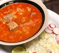 Order Pozole food online from Los Alcatraces Mexican Restaurant store, Aurora on bringmethat.com