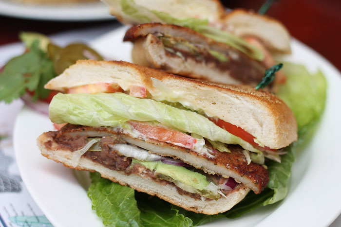 Order Steak Torta  food online from Taqueria Viva Mexico Kitchen Cafe store, Jersey City on bringmethat.com