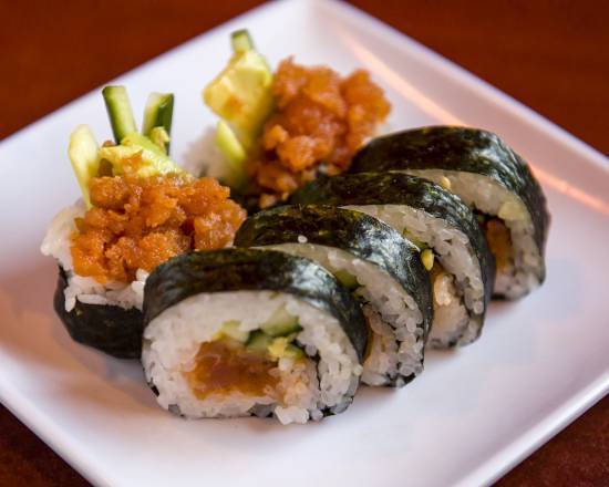 Order Spicy Tuna Roll food online from Sushi Delight store, San Francisco on bringmethat.com