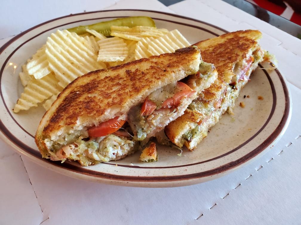 Order Grilled Basil Pesto Turkey Sandwich food online from Quatro Deep Pan Pizza store, Carbondale on bringmethat.com