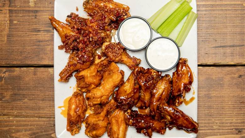 Order Chicken Wings food online from Tandy Pub store, Concord on bringmethat.com