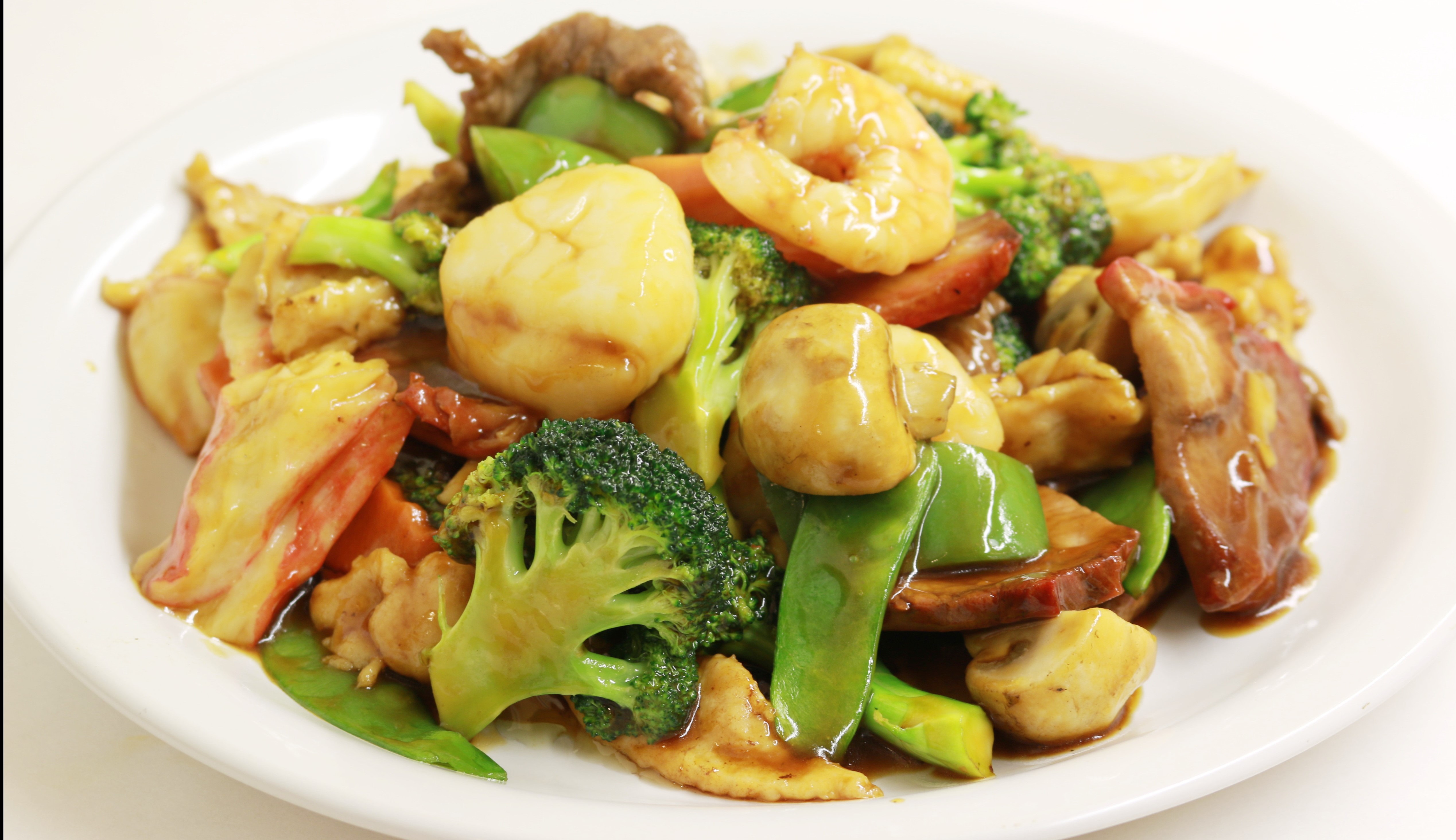 Order Happy Family food online from Lucky Wok Chinese Kitchen store, Garden City on bringmethat.com