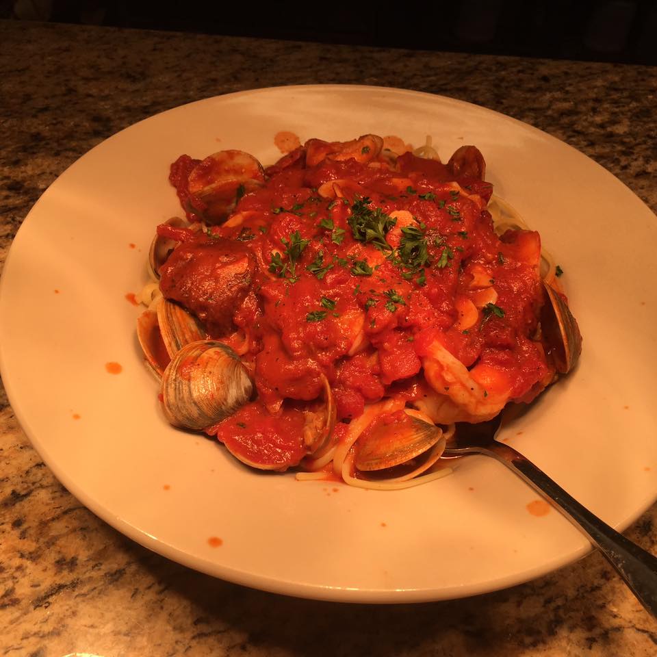 Order Seafood Linguini food online from Eastside Pizza By Alaina store, Portsmouth on bringmethat.com