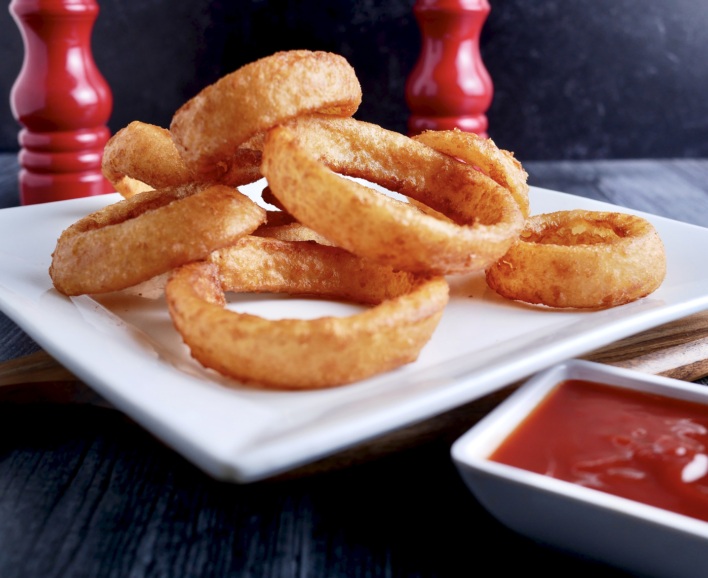 Order Onion Rings food online from Kocky Bar & Grill store, Fresno on bringmethat.com