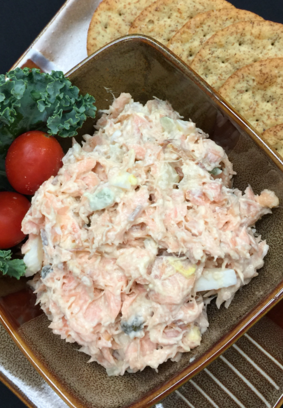 Order Smoked Salmon Salad food online from Dixon Seafood Shoppe store, Peoria on bringmethat.com