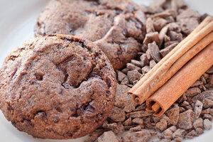 Order Cinnamon Spice Cookie food online from Anthony's Cookies store, San Francisco on bringmethat.com