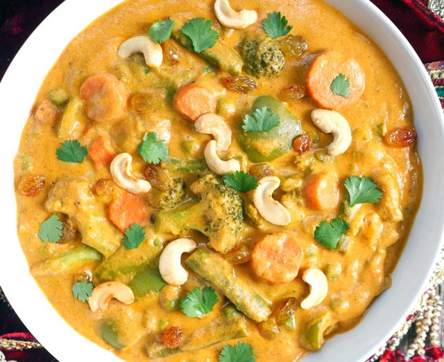 Order Navratan Kurma Curry food online from Malgudi Veg store, Ashburn on bringmethat.com