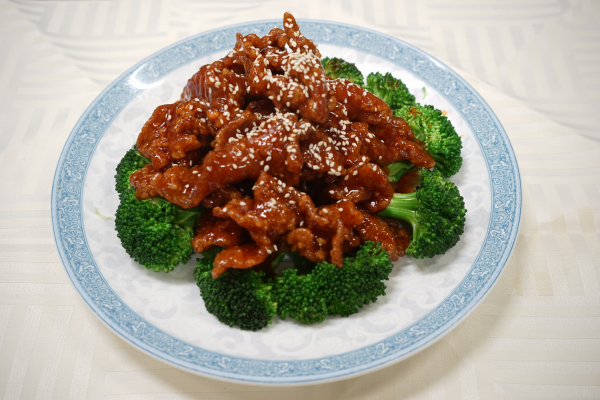 Order House Crispy Beef food online from Red Lantern store, Brea on bringmethat.com