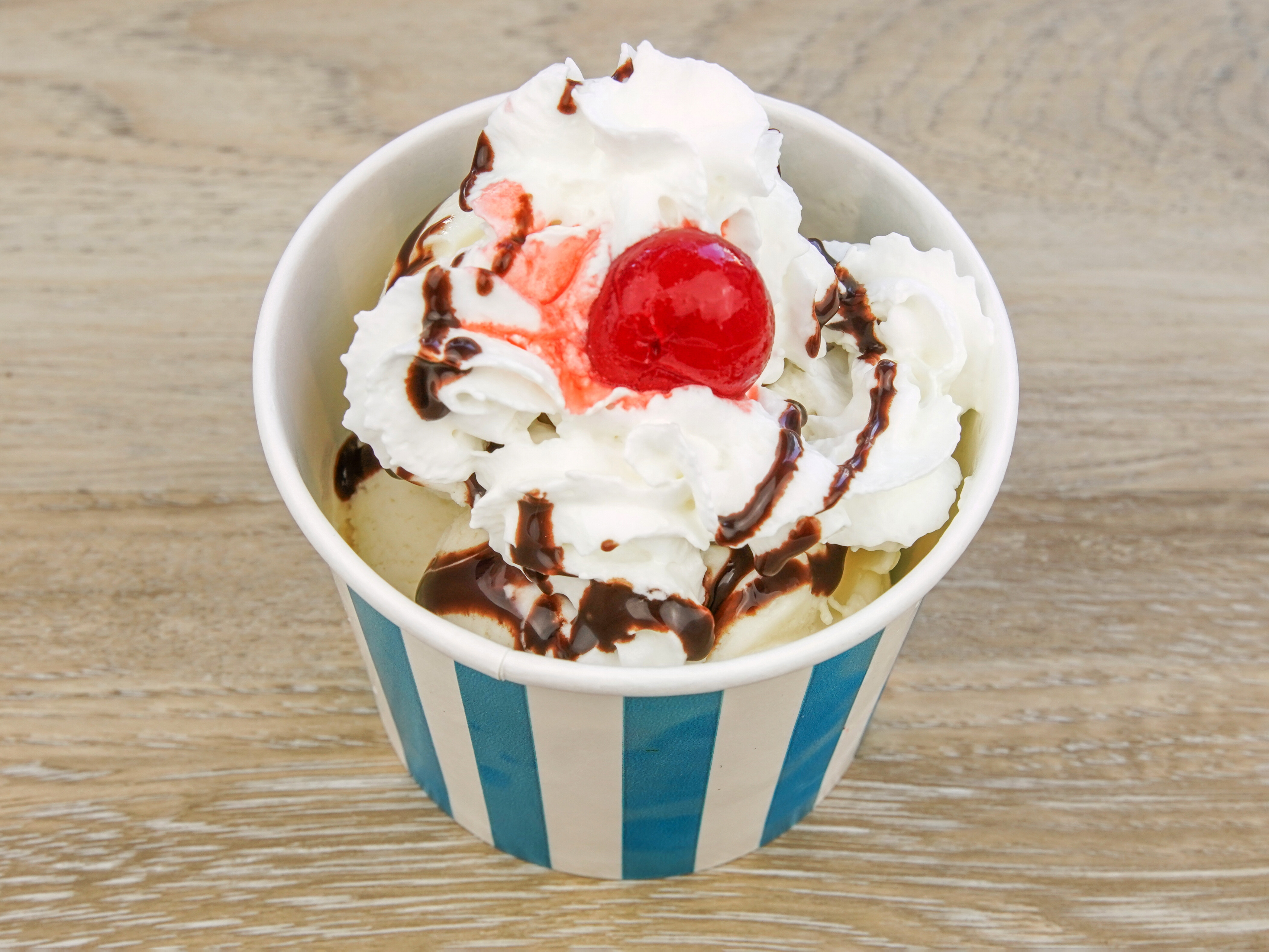 Order Hot Fudge Sundae food online from Uncle Louie G Ices And Ice Cream store, Ramsey on bringmethat.com