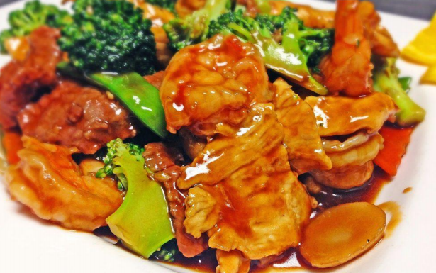 Order Triple Delight food online from Taste of Asia store, Charleston on bringmethat.com