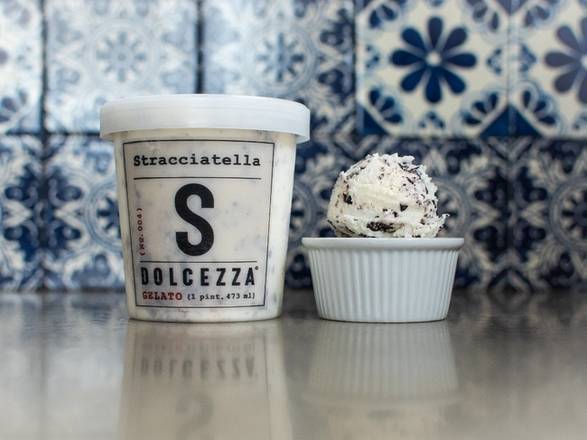Order Stracciatella Pint food online from Dolcezza store, Bethesda on bringmethat.com