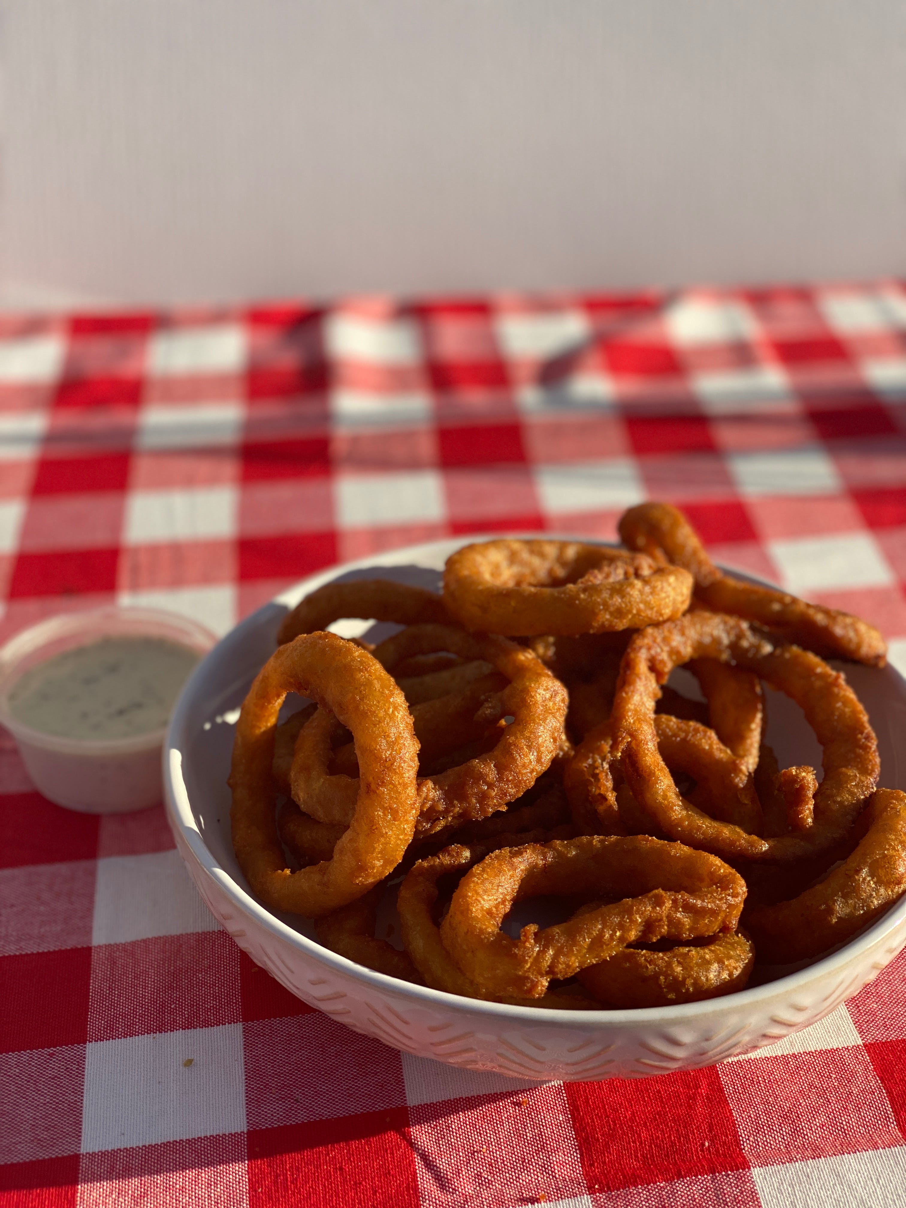 Order Onion Rings - 10 Pieces food online from Magura Pizza store, Las Vegas on bringmethat.com