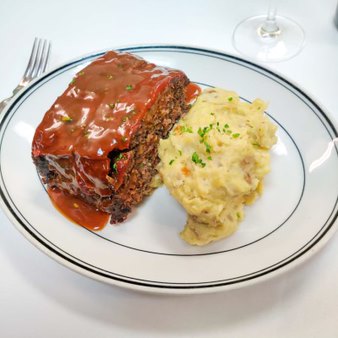Order Homestyle Meatloaf  food online from Daily Grill store, Palm Desert on bringmethat.com