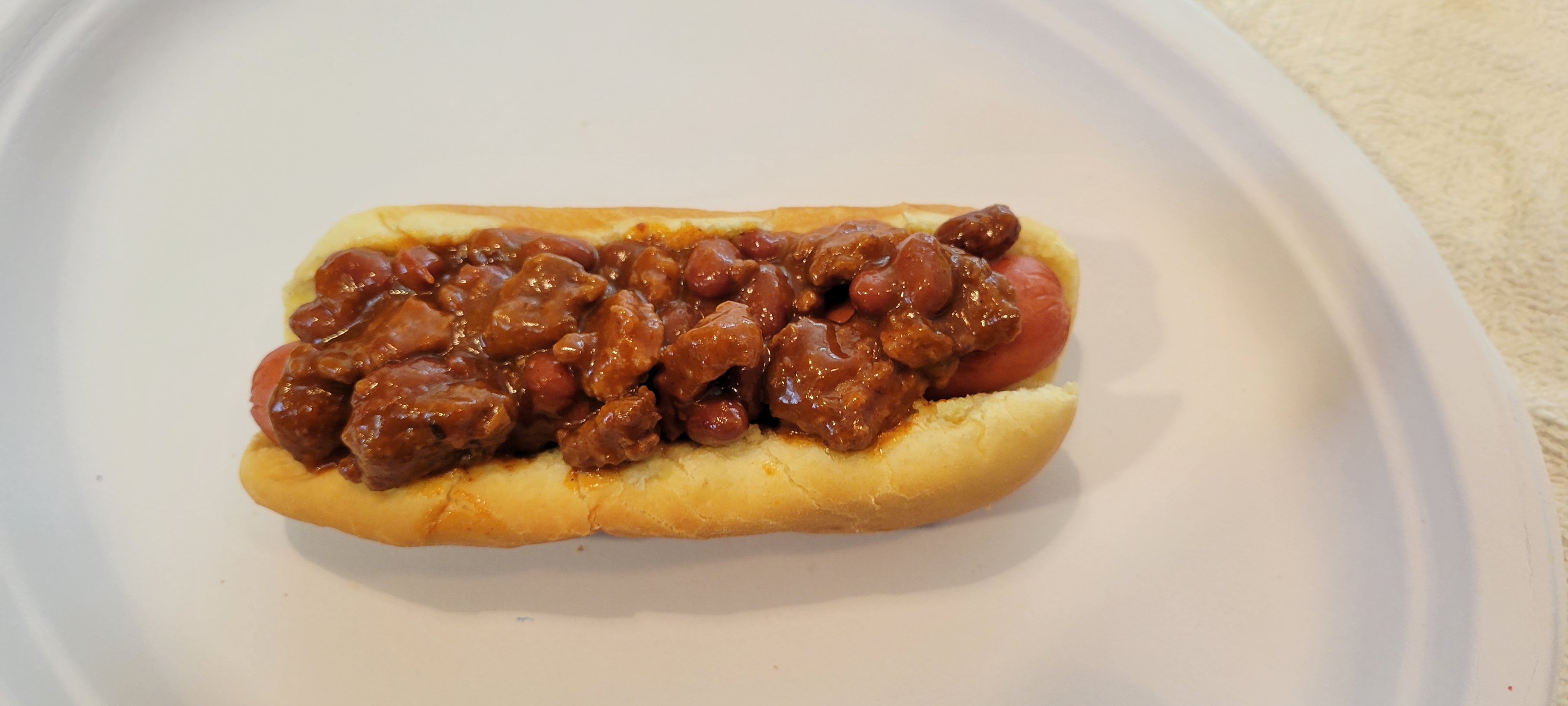 Order Chili Dog food online from Gyro Eats store, Chicago on bringmethat.com