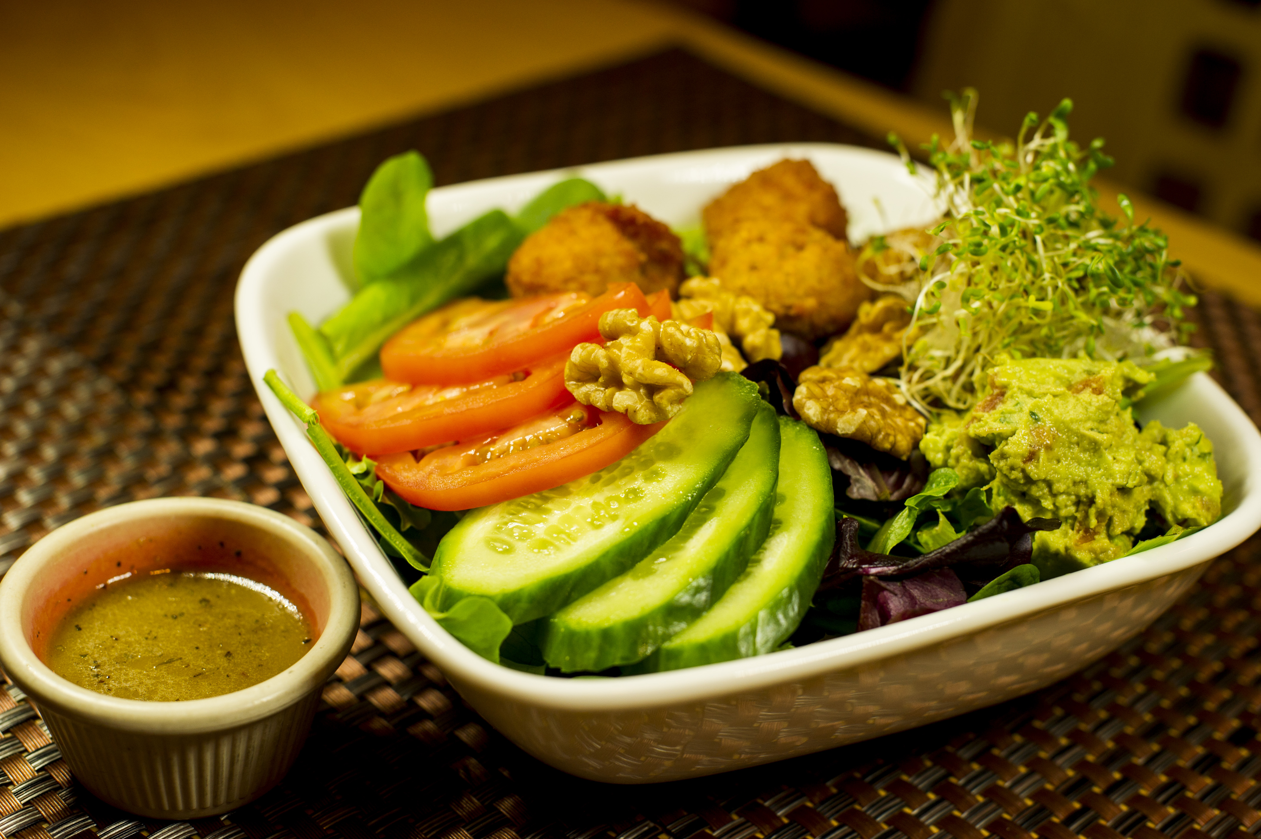 Order S4. Falafel Salad food online from Go Zen Restaurant store, New York on bringmethat.com