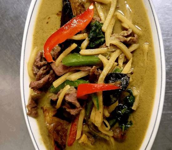 Order Green Curry food online from Praya Thai Dining store, Las Vegas on bringmethat.com