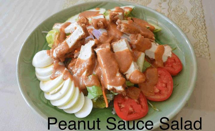 Order Peanut Sauce Salad food online from Toomie's Thai By Mee Choke store, Alameda on bringmethat.com