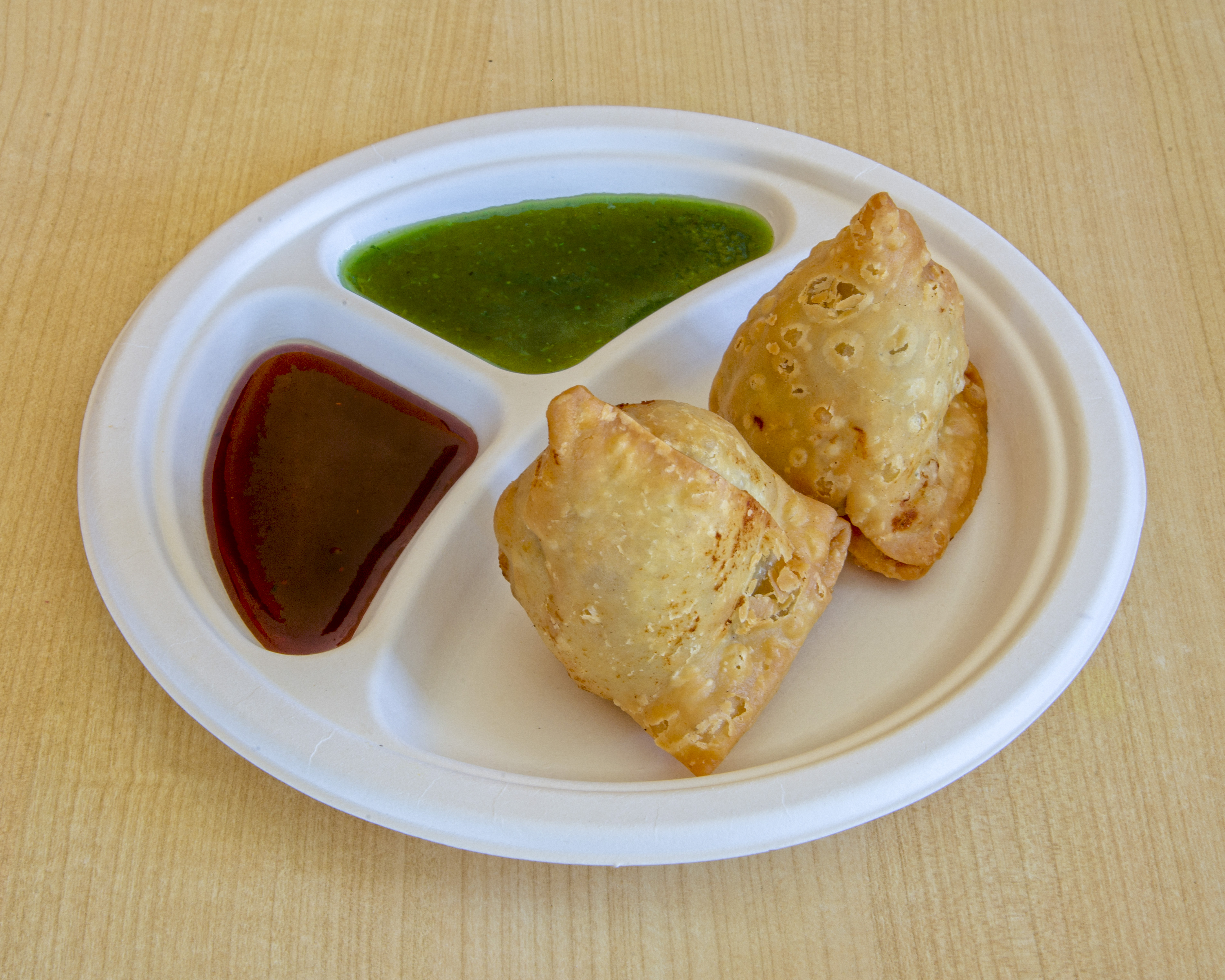 Order Vegetable Samosa food online from Punjabi Tandoor store, Corona on bringmethat.com