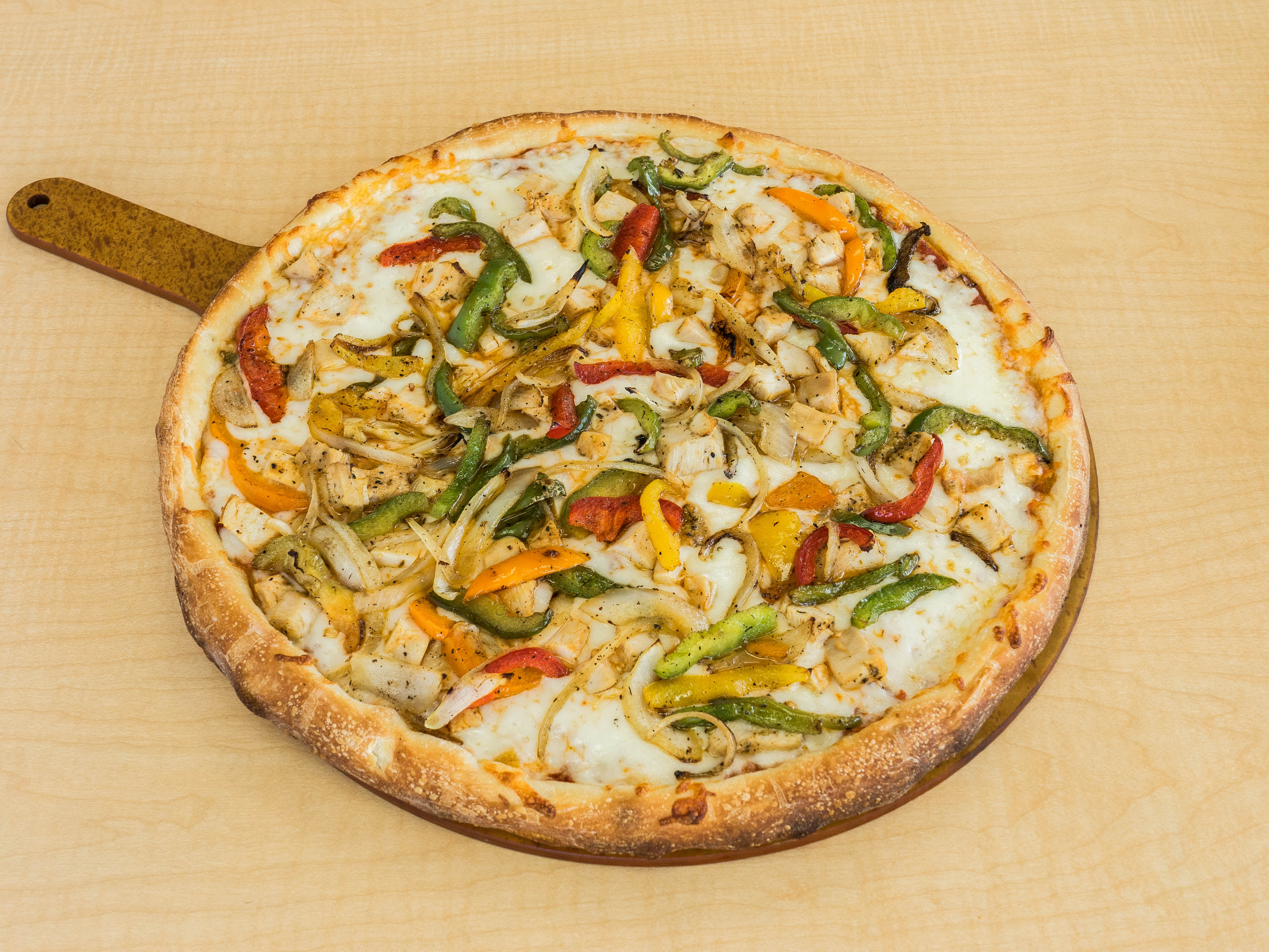 Order Chicken Fajita Pizza food online from The Hideout Pizza & Grill store, Anaheim on bringmethat.com