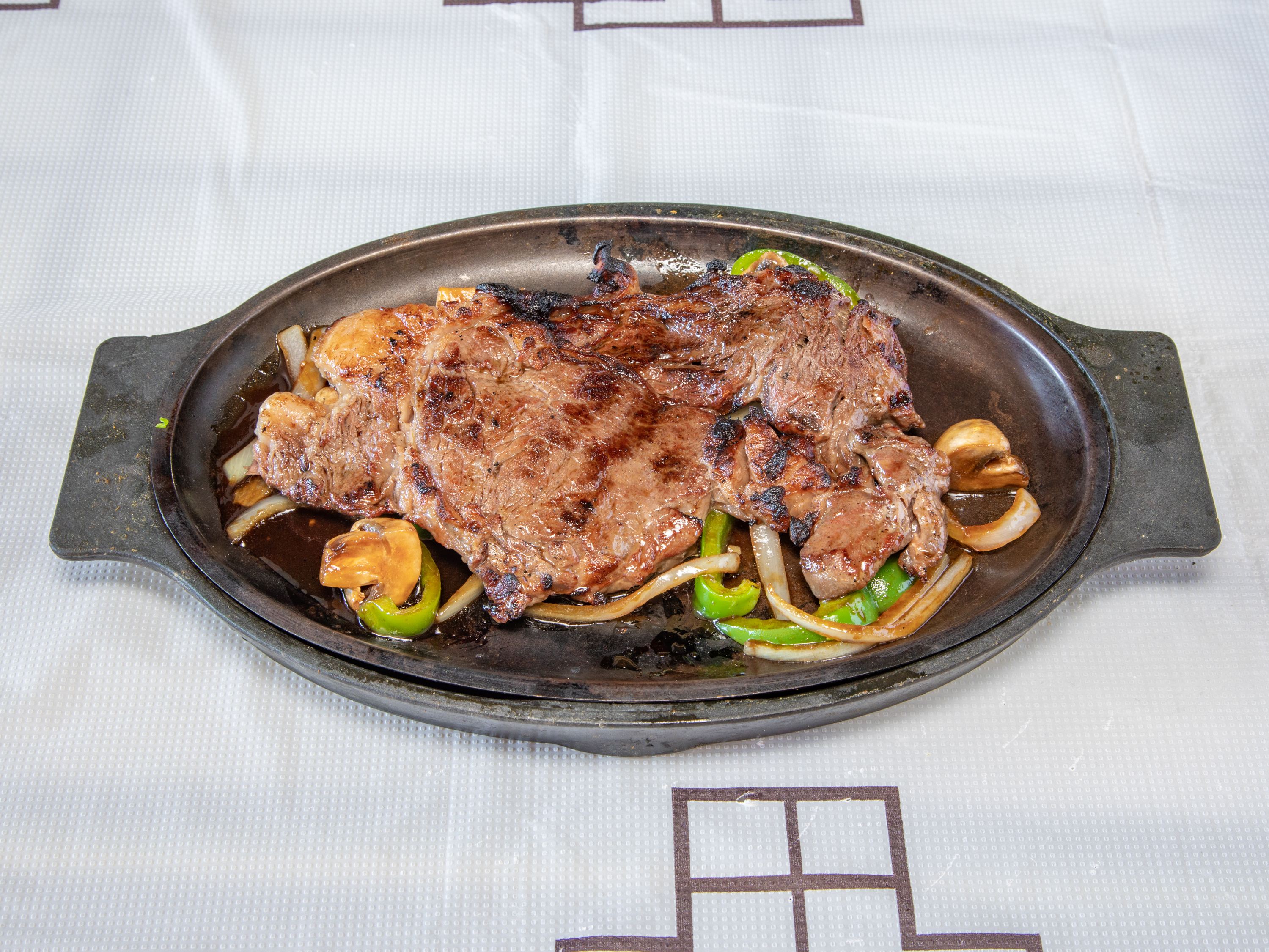 Order Flaming Pepper Steak food online from Bamboo Cafe store, Glendale on bringmethat.com