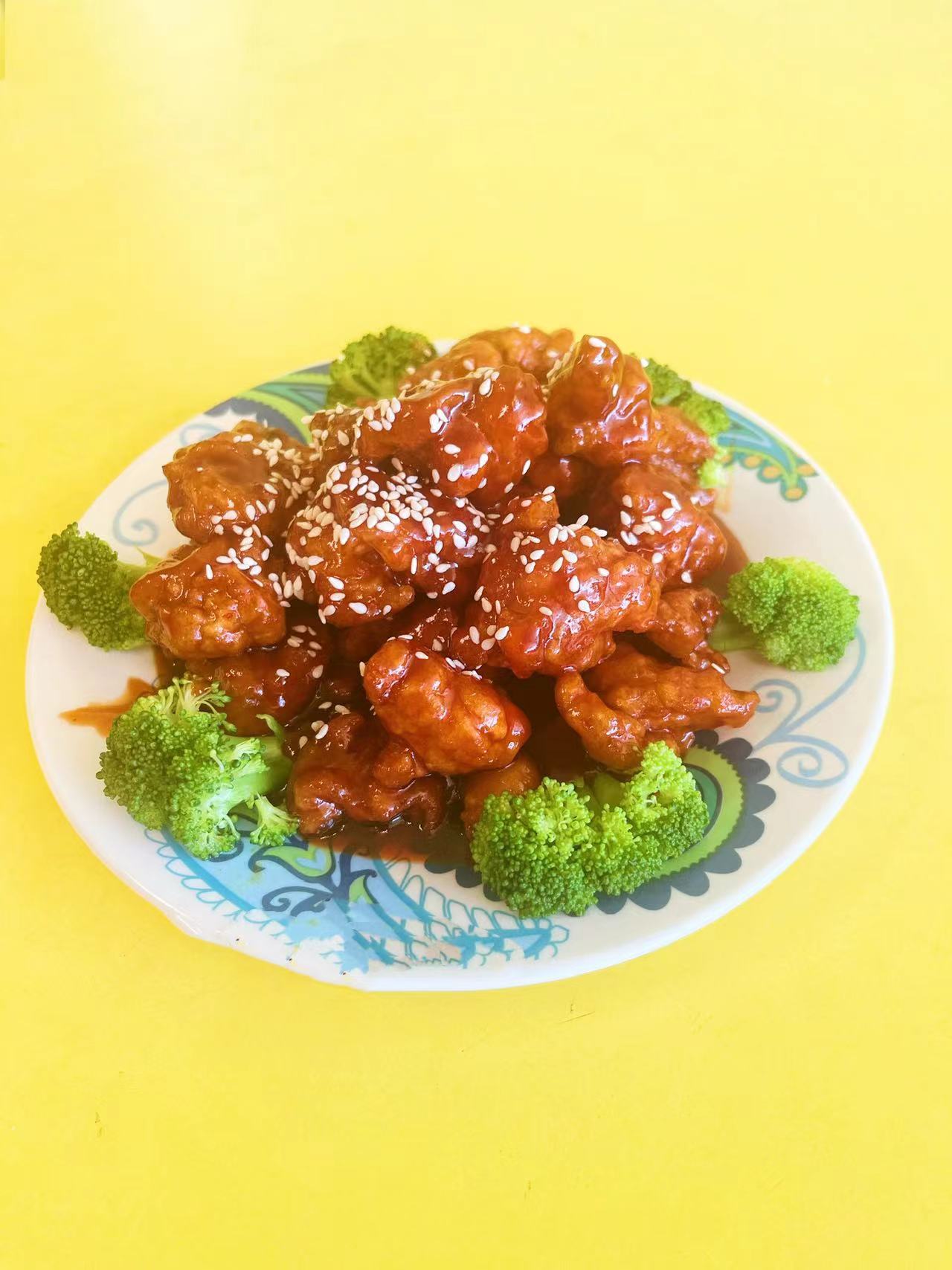 Order 119. Sesame Chicken food online from China Dragon store, Nashville on bringmethat.com